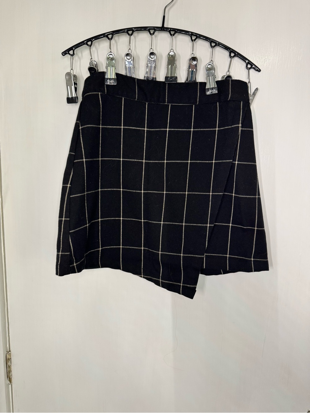 Forever 21 Black Mini Skirt with White Windowpane Check